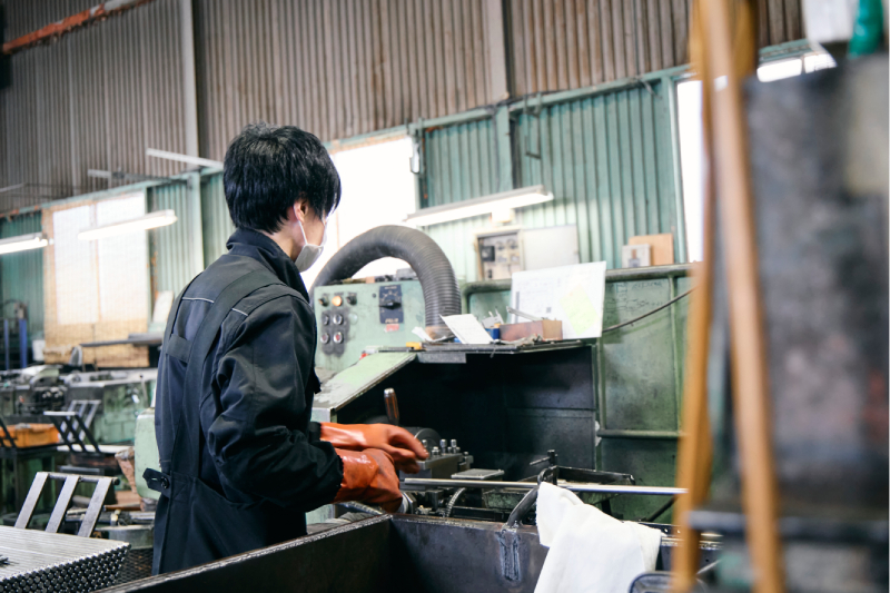 川口工場スタッフイメージ（サンプル）
